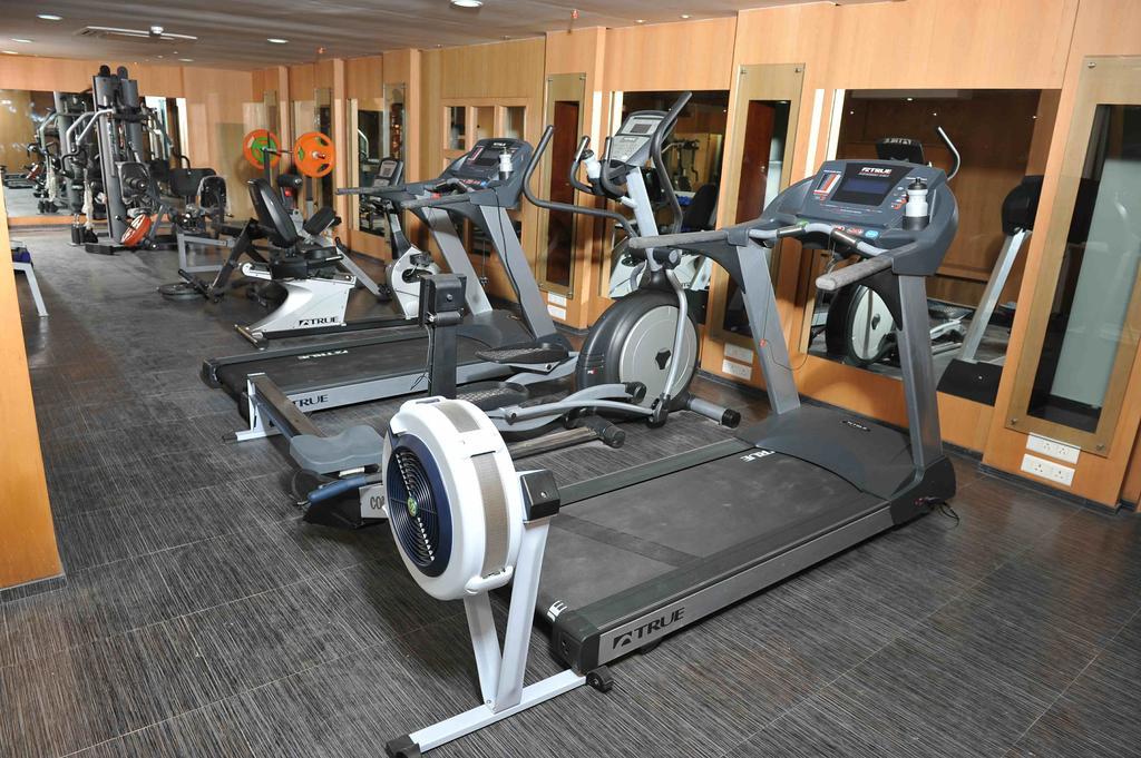 Pattom Royal Hotel Thiruvananthapuram Eksteriør bilde