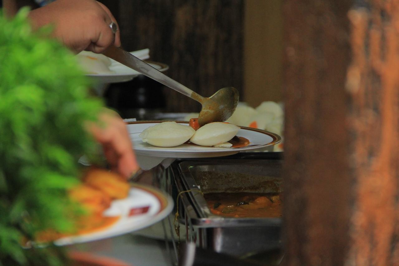 Pattom Royal Hotel Thiruvananthapuram Eksteriør bilde