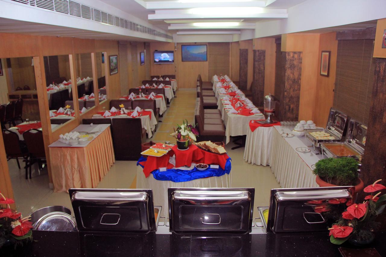 Pattom Royal Hotel Thiruvananthapuram Eksteriør bilde