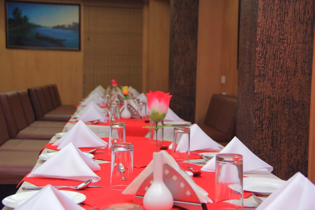 Pattom Royal Hotel Thiruvananthapuram Eksteriør bilde